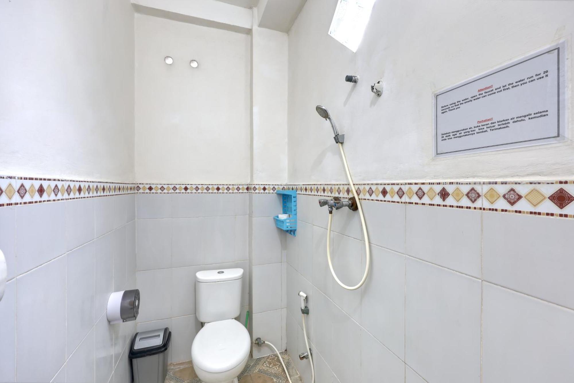 Bagus Cottage Batununggul Phòng bức ảnh